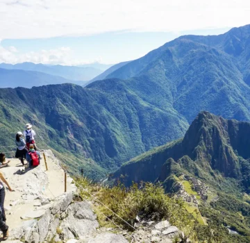 Huaynapicchu and Machu Picchu Mountain 3-Day Tour