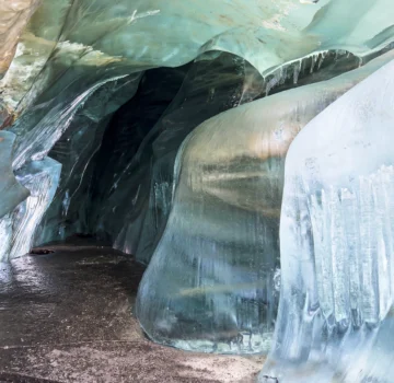 Quelccaya Glacier Day Tour | Suyuparina Glacier Day Tour